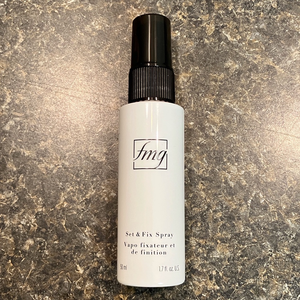 3/$15 ❤️ FMG makeup setting spray new in box